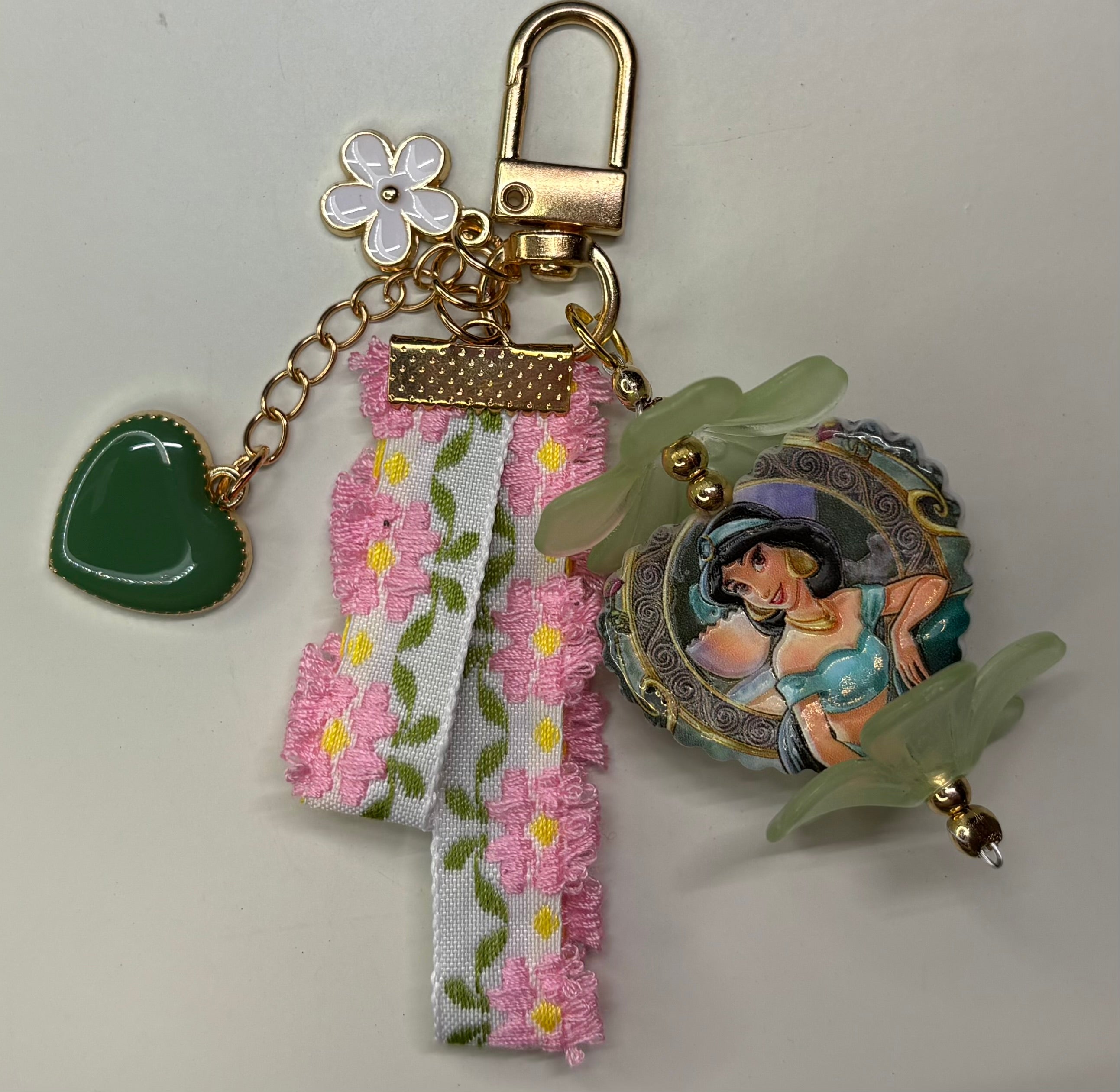 A Whole New World: Princess Jasmine Shabby Chic Keychain 🕌