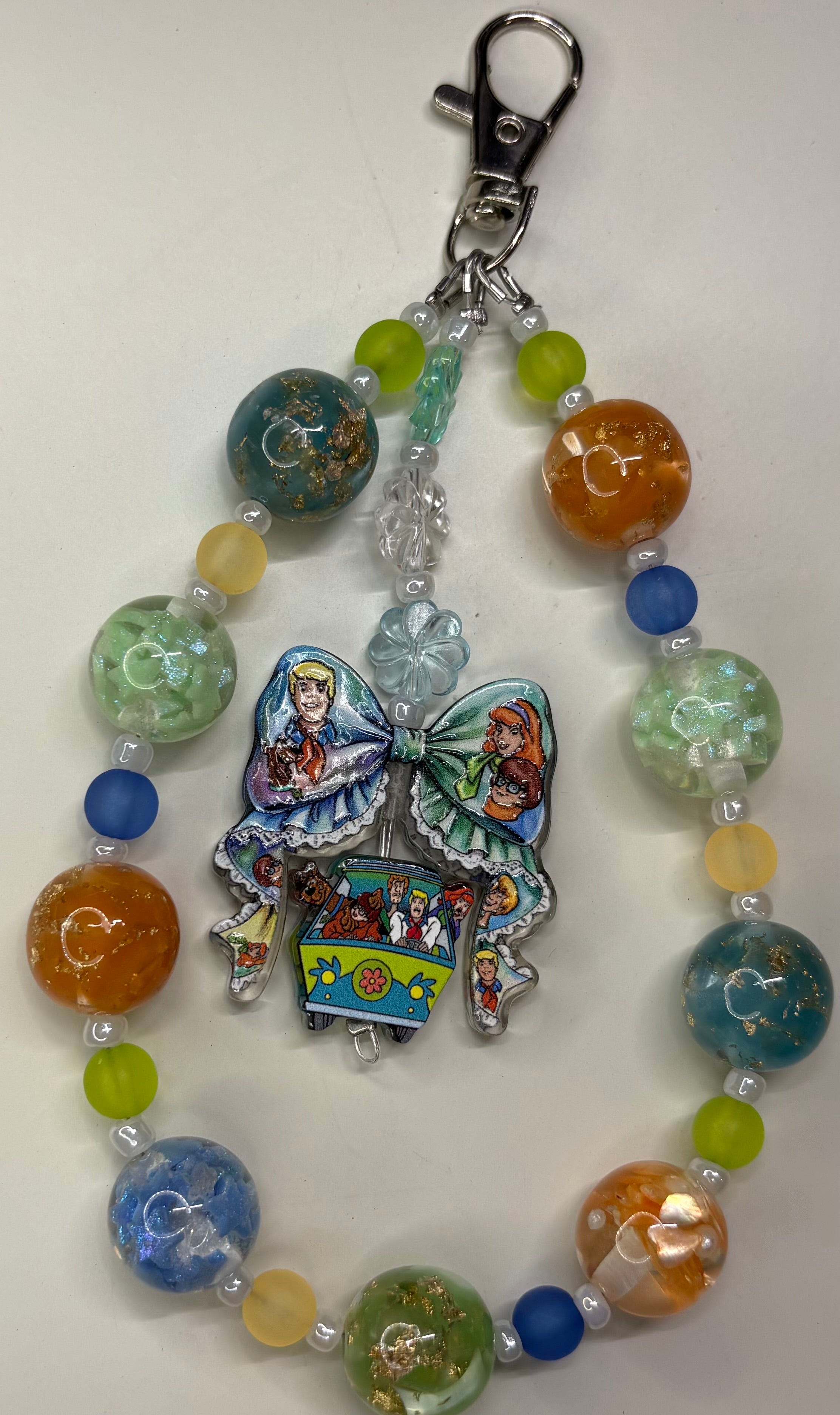 Scooby-Doo! Mystery Machine Beaded Bag Charm 🚐