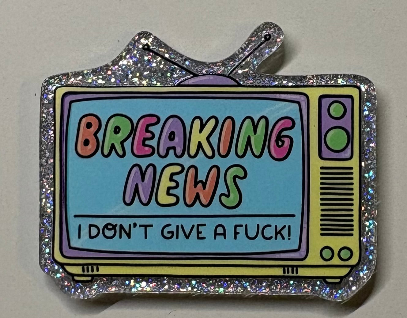 Breaking News Magnet
