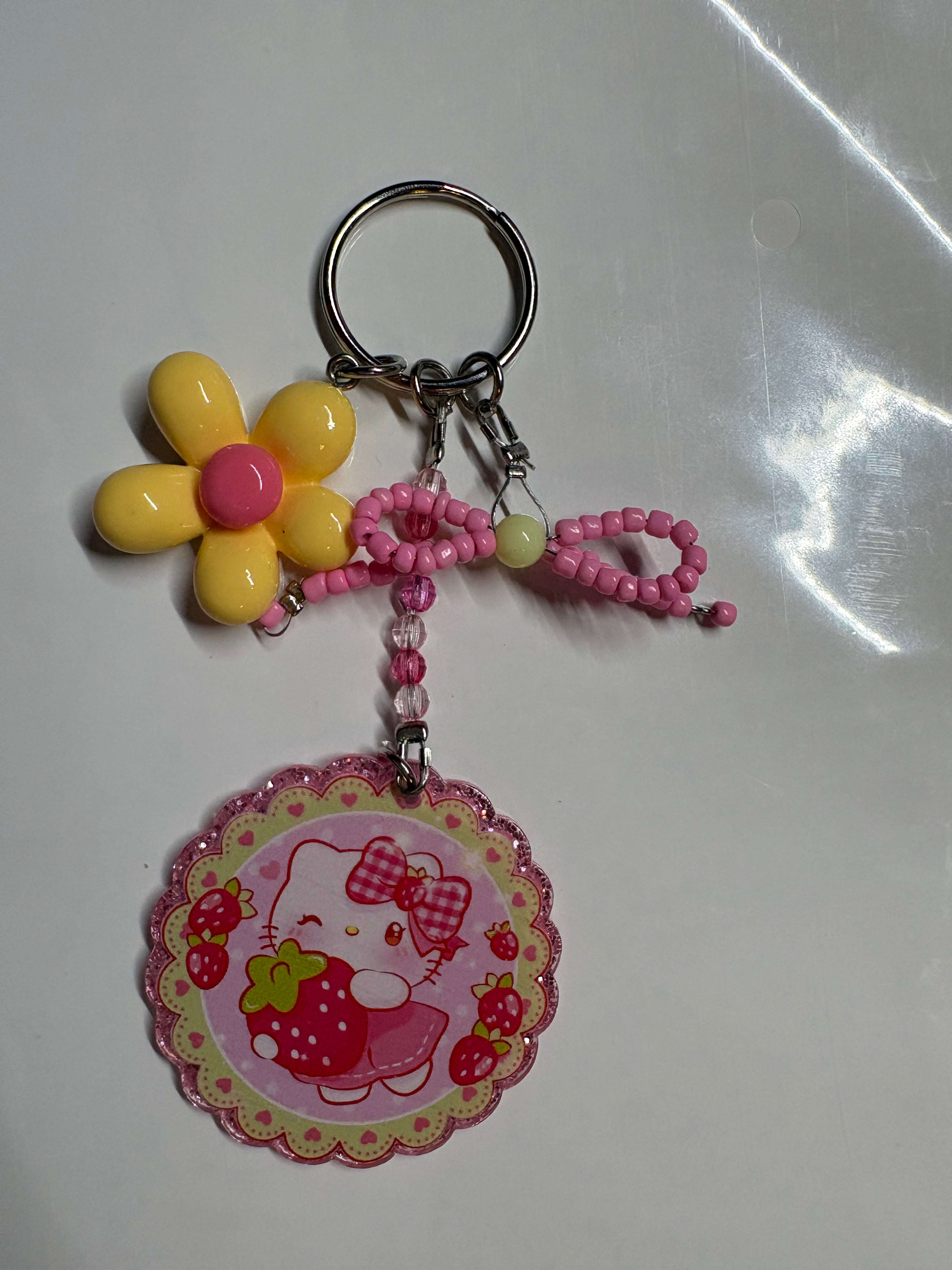 HK Bow Junk Keychain